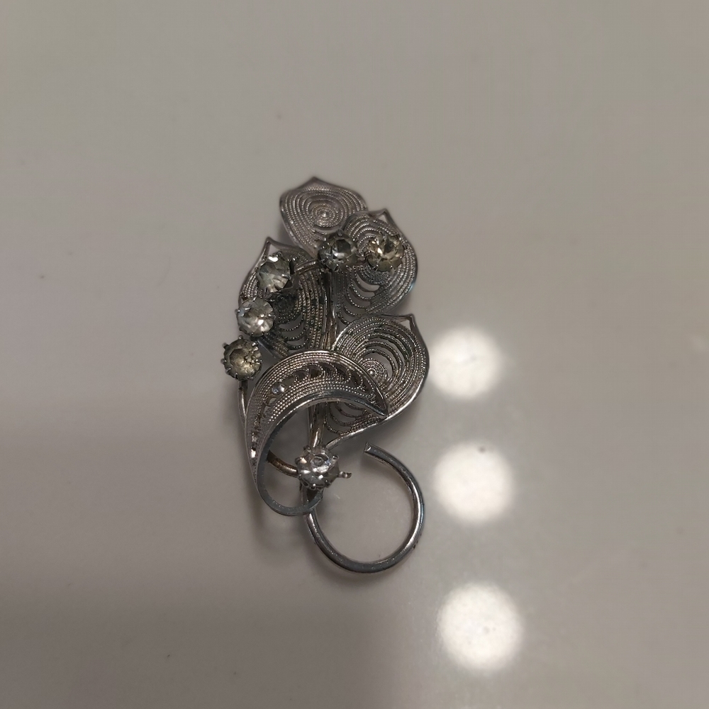Brooch - Picture 2 of 2